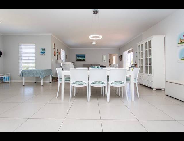 3 BEDROOM HOUSE FOR SALE IN SUNNINGDALE